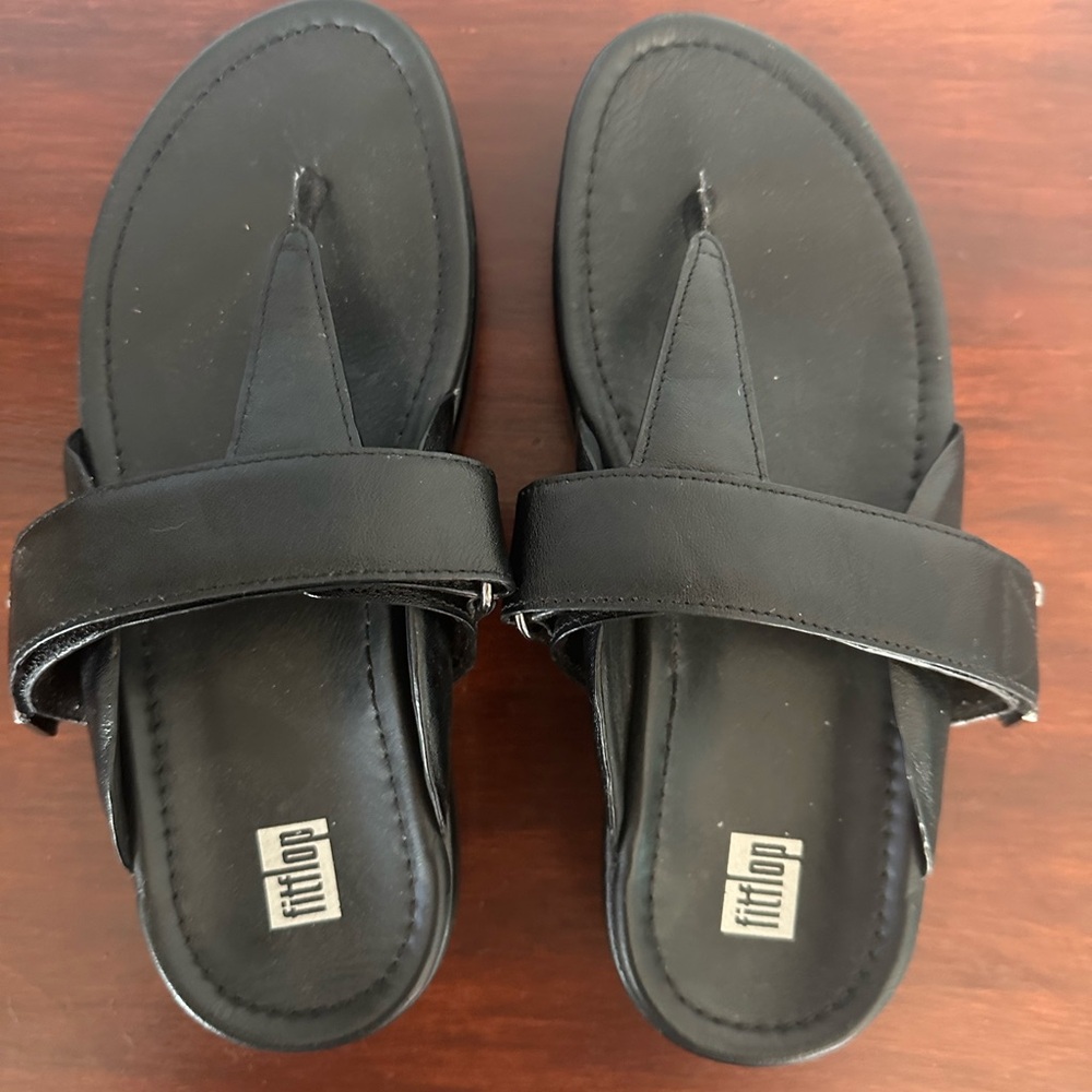 FitFlop Women's Black Sandals